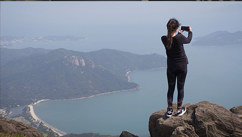 HIKING SUNSET PEAK